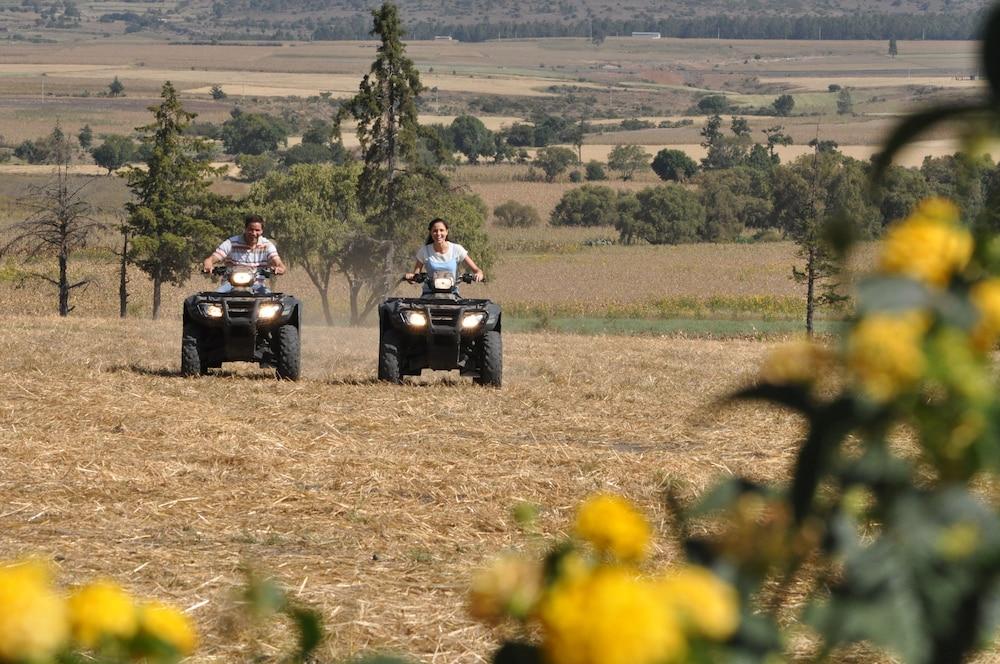 Hotel Hacienda Cantalagua Golf Contepec ภายนอก รูปภาพ