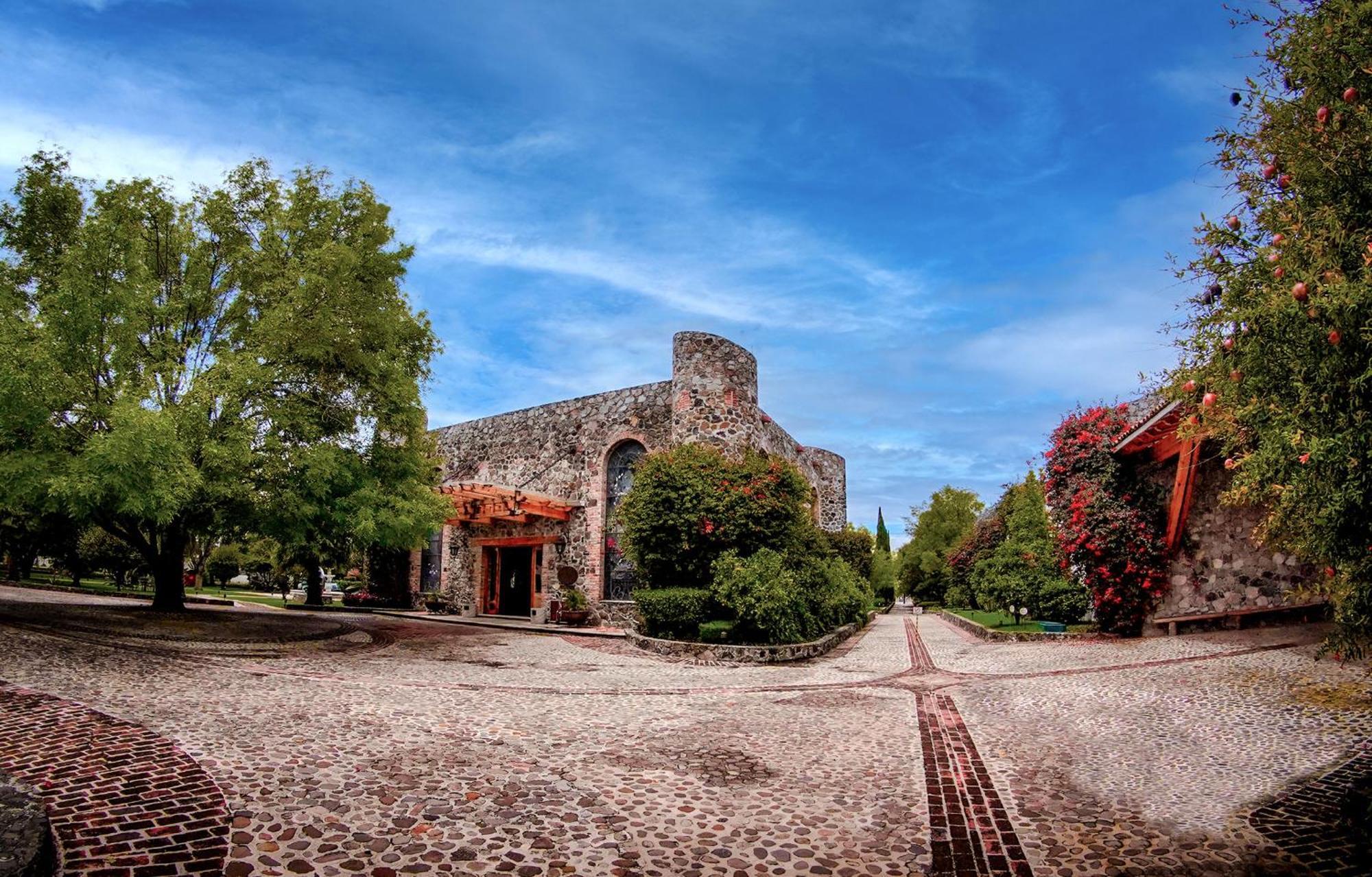 Hotel Hacienda Cantalagua Golf Contepec ภายนอก รูปภาพ