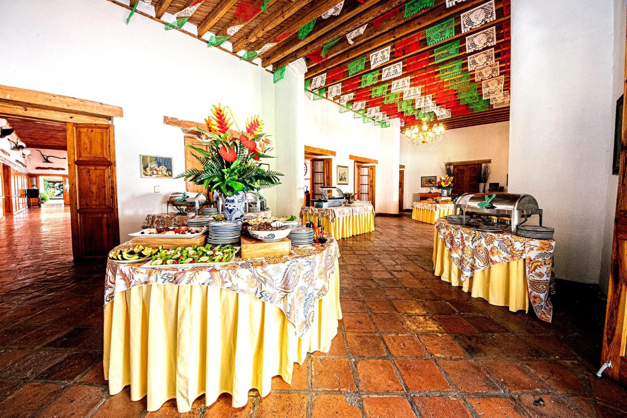 Hotel Hacienda Cantalagua Golf Contepec ภายนอก รูปภาพ