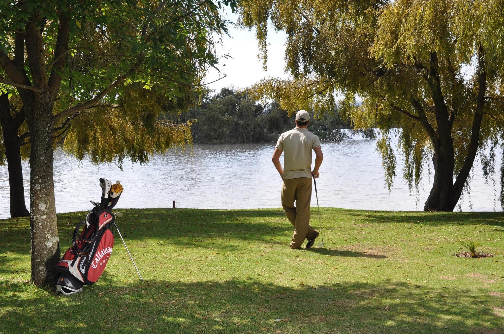 Hotel Hacienda Cantalagua Golf Contepec ภายนอก รูปภาพ